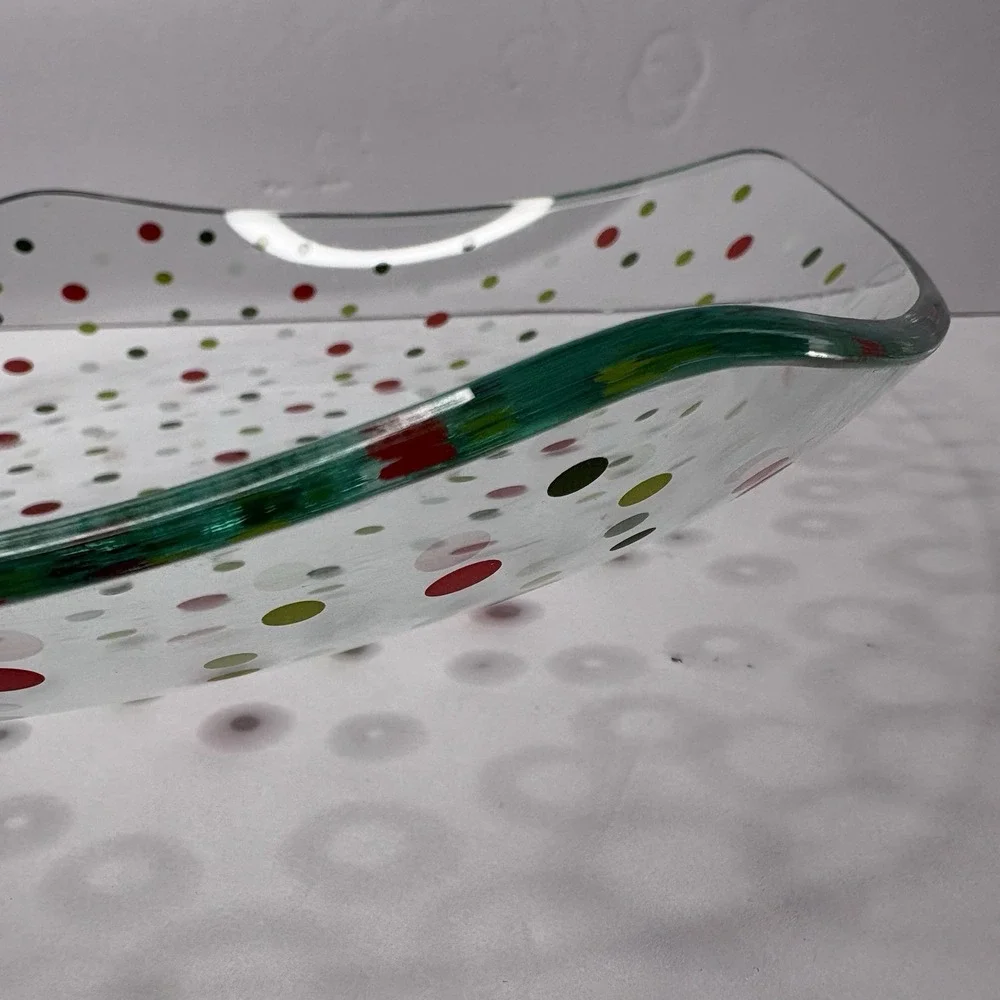 Pampered Chef Whimsical Red Green White Holiday Dots Square Glass 9.75